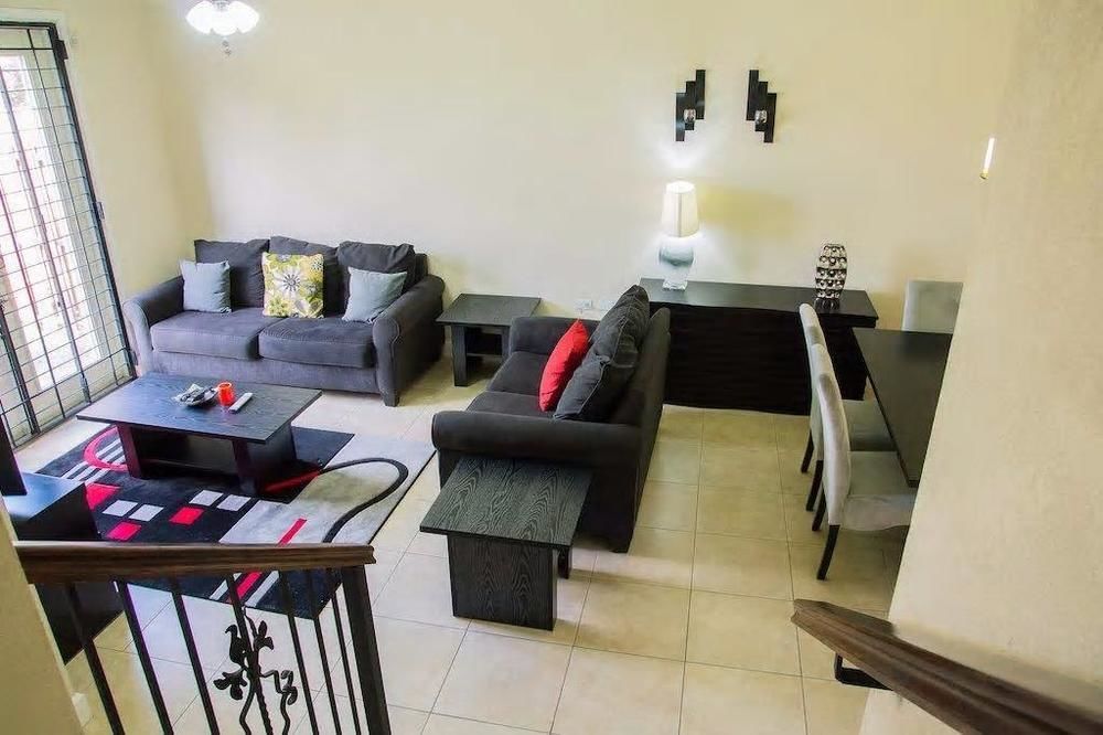 New Kingston Guest Apt At Sonoma Estate Екстериор снимка